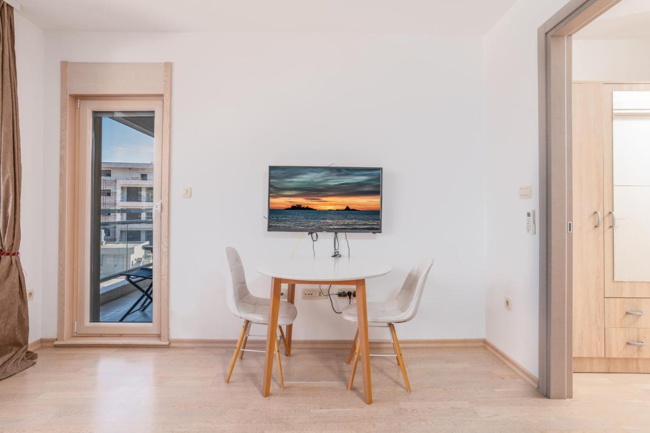 Fontana Mediteran Properties Budva Buitenkant foto